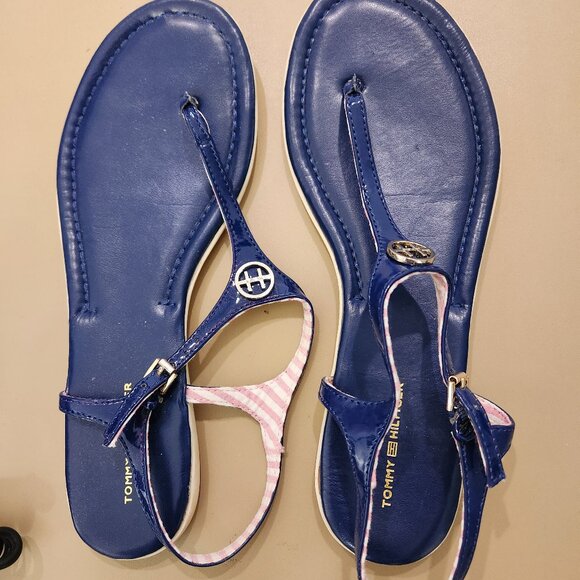 Tommy Hilfinger Sandles - Picture 1 of 2
